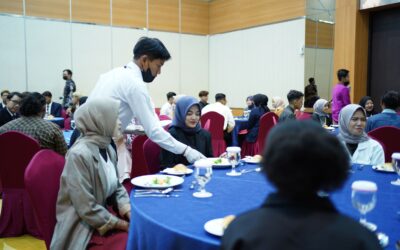 Praktikum Table Manner Prodi Ilmu Komunikasi UNIMMA