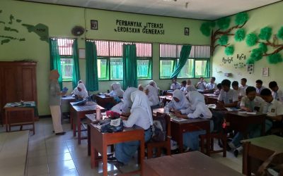 Berbagi Makna: Mahasiswa Ilkom UNIMMA Dampingi Siswa SMA 11 Purworejo Tatap Masa Depan