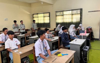 Lawan Hoaks dan Judi Online: Mahasiswa Ilkom UNIMMA Perkuat Etika Digital Siswa SMK Bhakti Karya