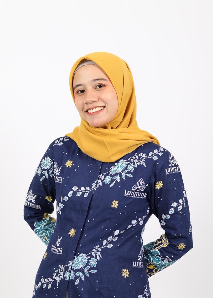Naila Muna Kamila, S.I.Kom., M.I.Kom.