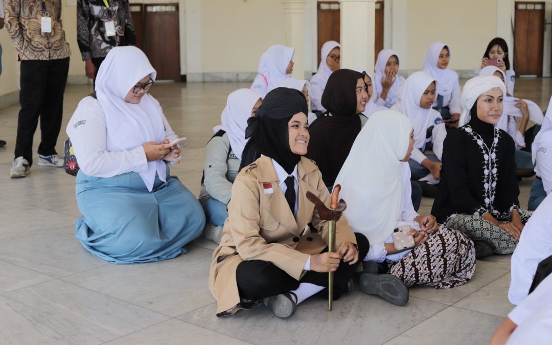 Kolaborasi Seni dan Komunikasi, MONALESA Volume 5 UNIMMA Berjalan Sukses di Museum BPK RI